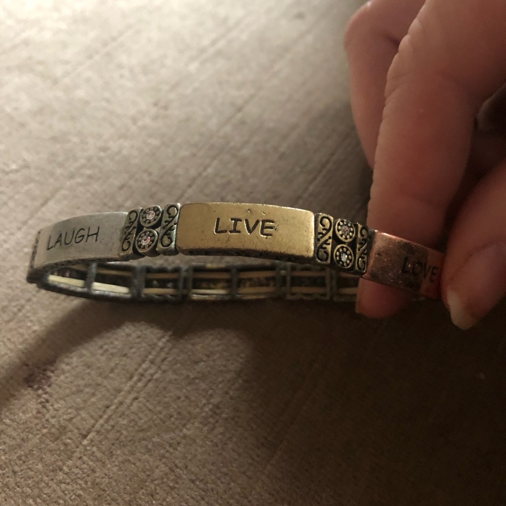 “Live, Love, Laugh” Costume Stretch Bracelet- 879 $8 or 🦋